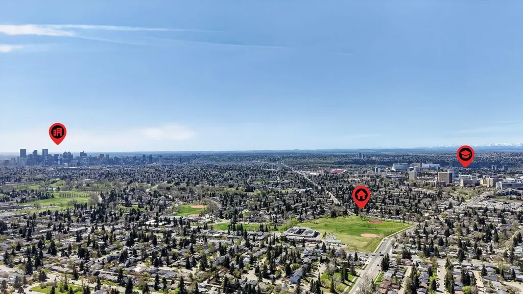 3811 24 Street NW Calgary AB T2L 0Y8