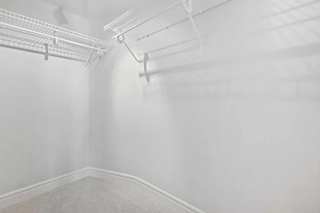 910 5 Avenue SW Calgary AB T2P 0C3