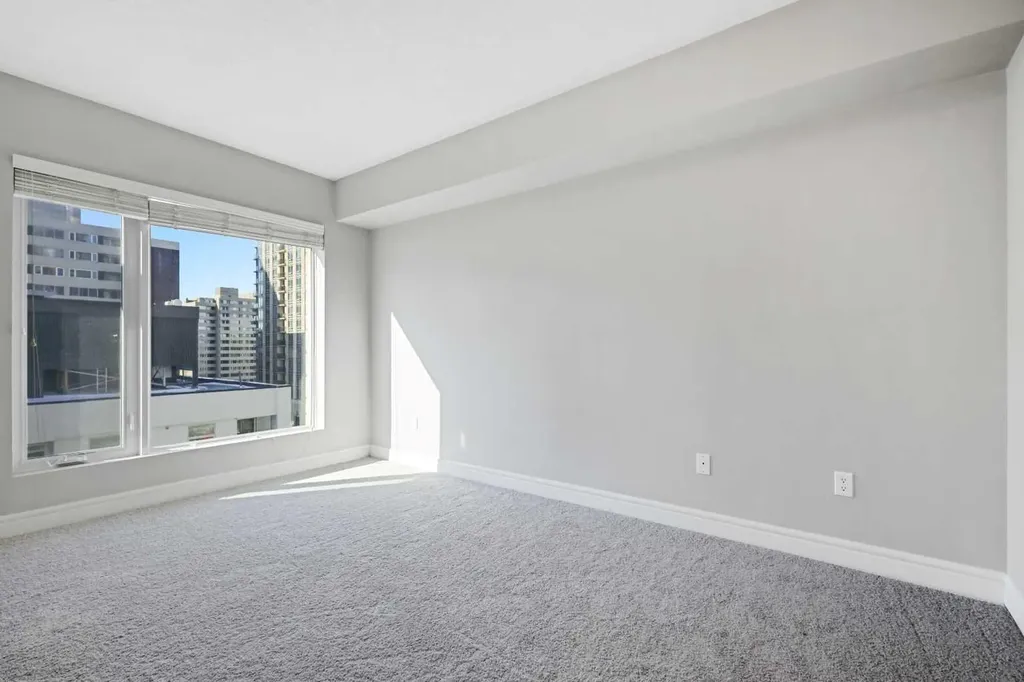 910 5 Avenue SW Calgary AB T2P 0C3