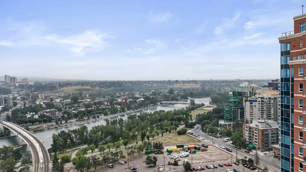 910 5 Avenue SW Calgary AB T2P 0C3