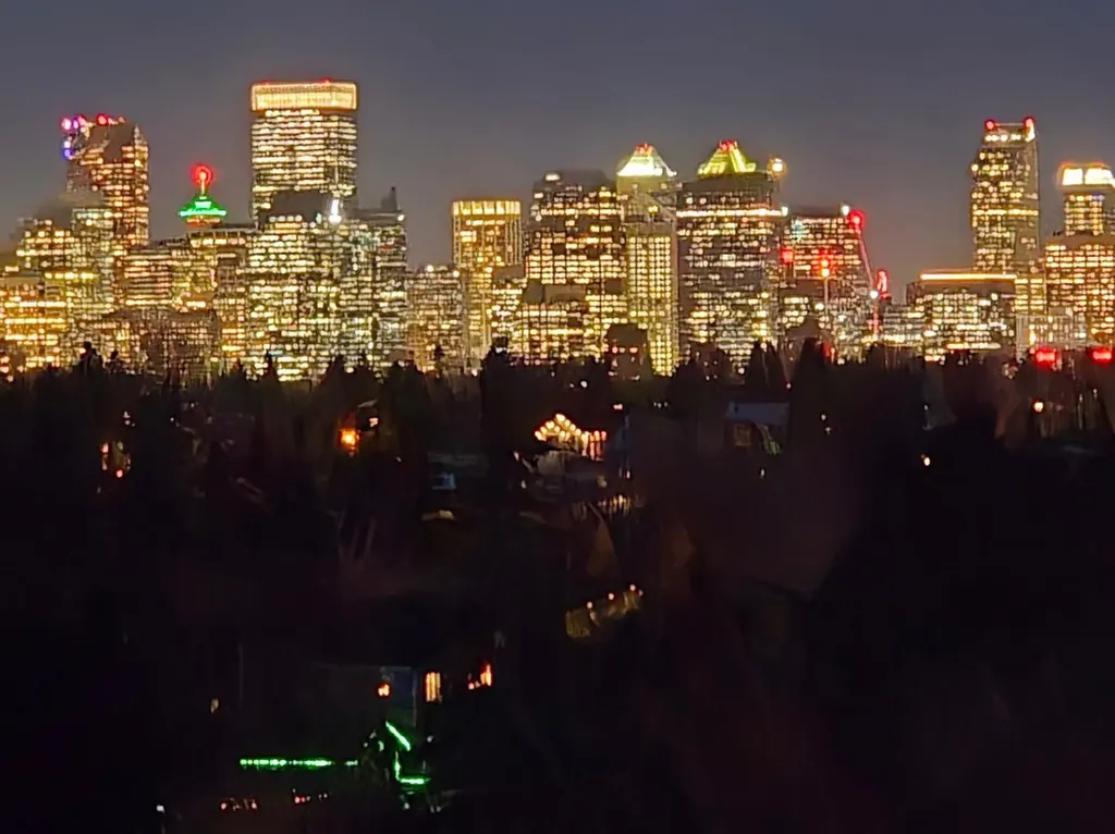 26 Cardiff Place NW Calgary AB T2K 1S3