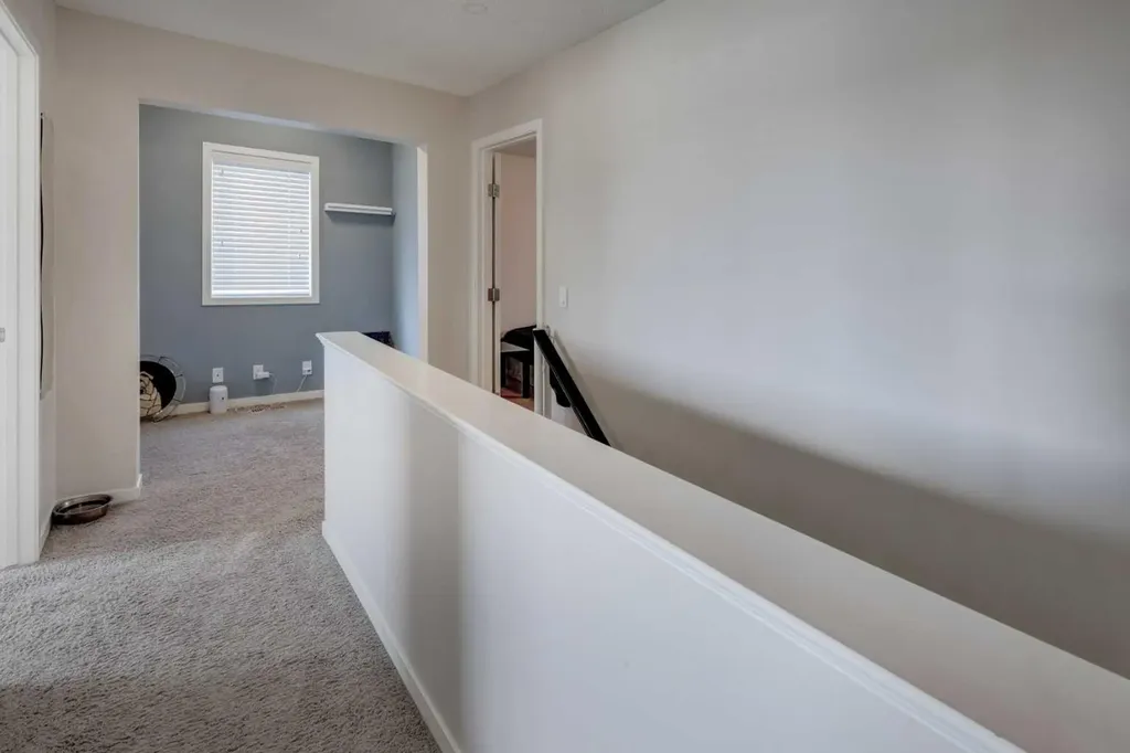 16 Fireside Place Cochrane AB T4C 0R2