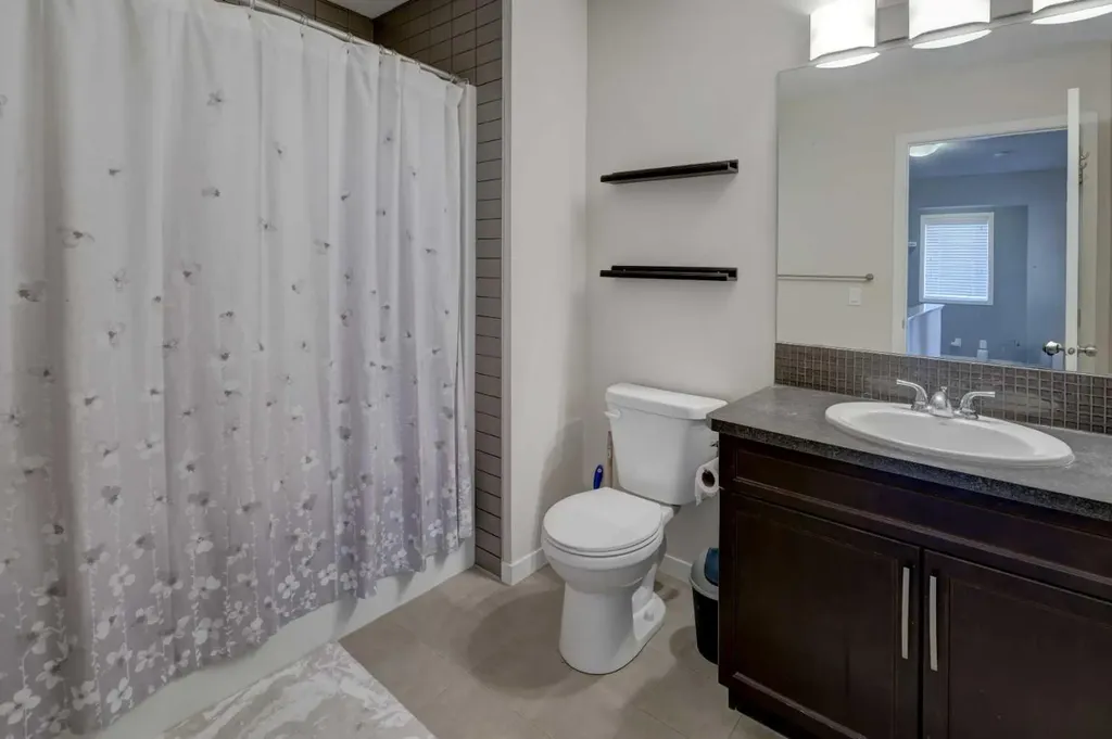 16 Fireside Place Cochrane AB T4C 0R2