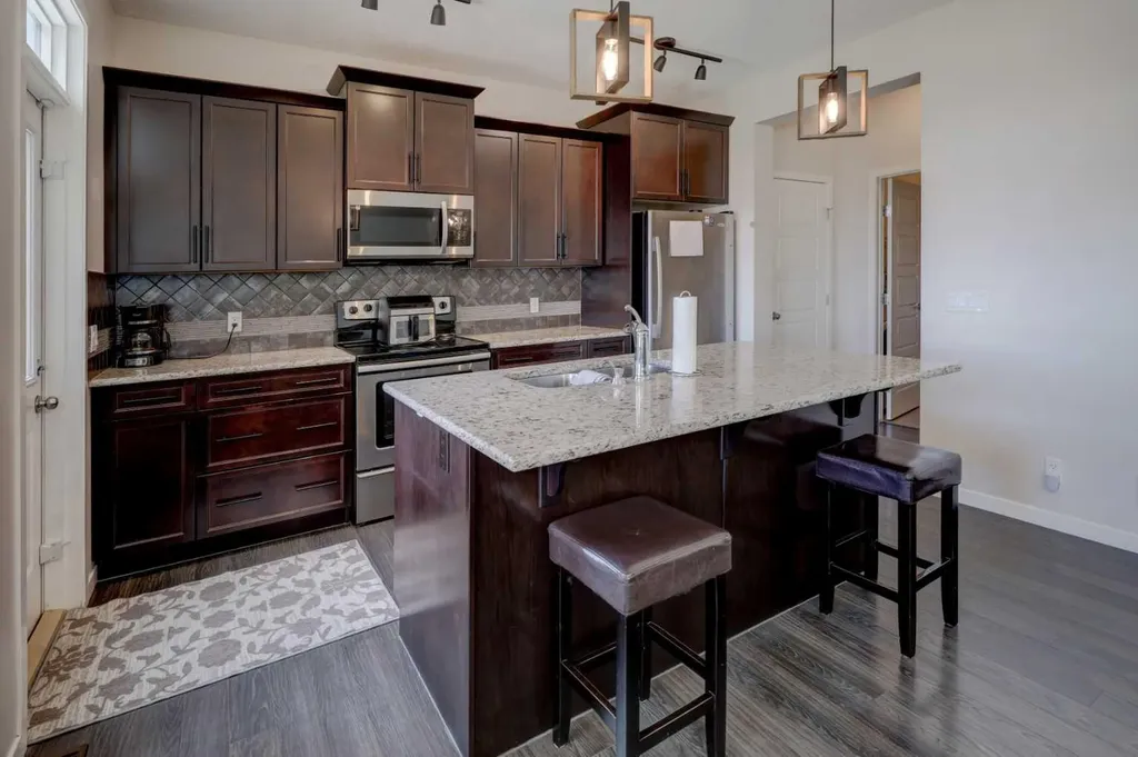16 Fireside Place Cochrane AB T4C 0R2
