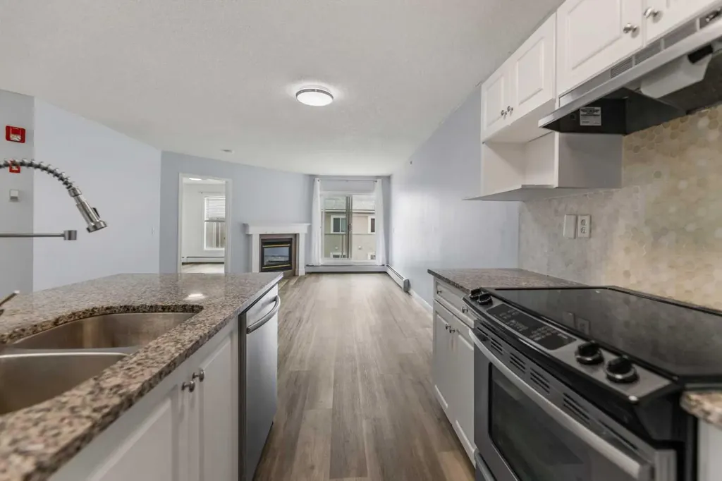 290 Shawville Way SE Calgary AB T2Y 3Z9