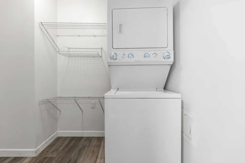290 Shawville Way SE Calgary AB T2Y 3Z9