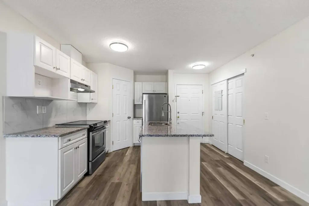290 Shawville Way SE Calgary AB T2Y 3Z9