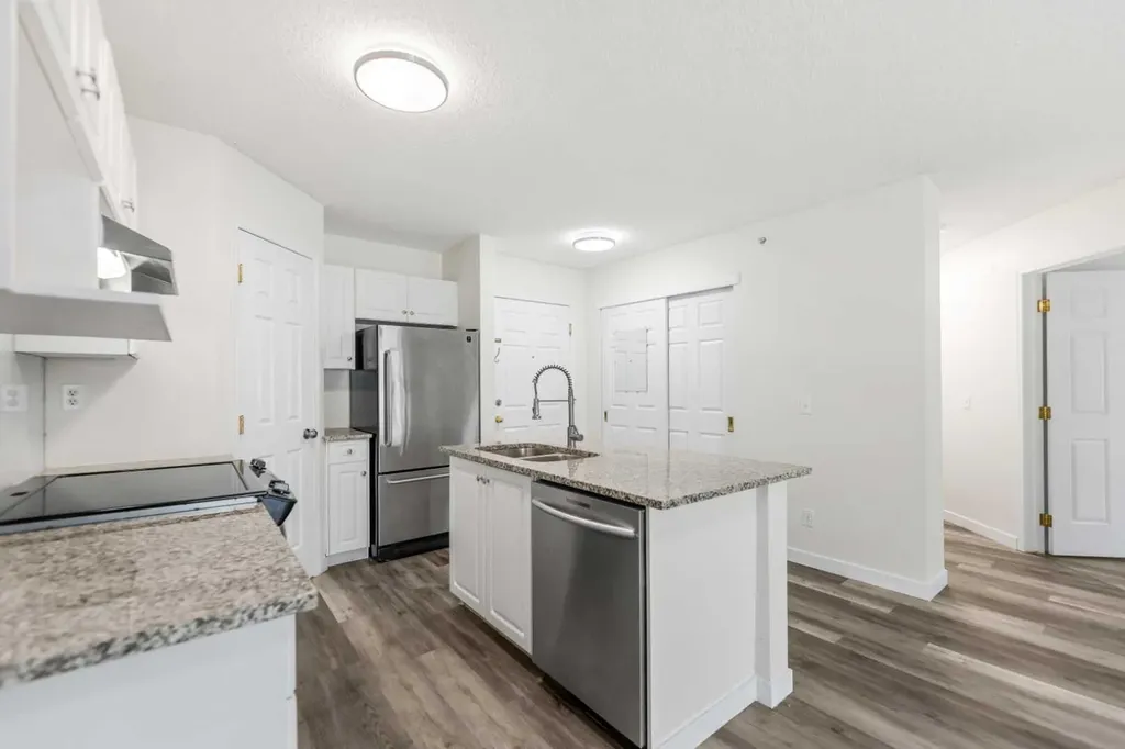 290 Shawville Way SE Calgary AB T2Y 3Z9