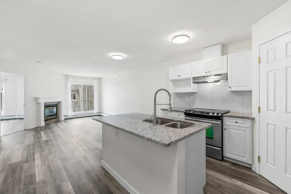 290 Shawville Way SE Calgary AB T2Y 3Z9
