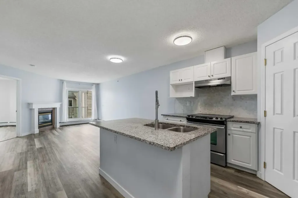 290 Shawville Way SE Calgary AB T2Y 3Z9