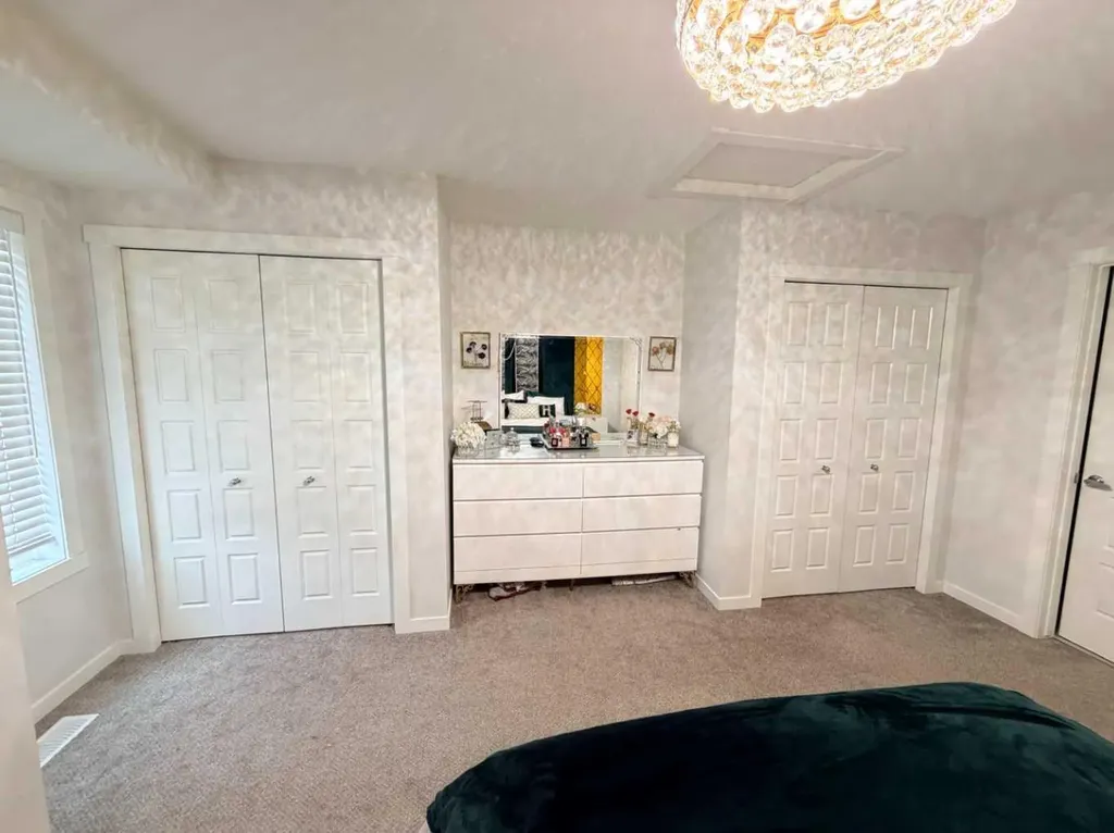 450 Seton Circle SE Calgary AB T3M 3H1