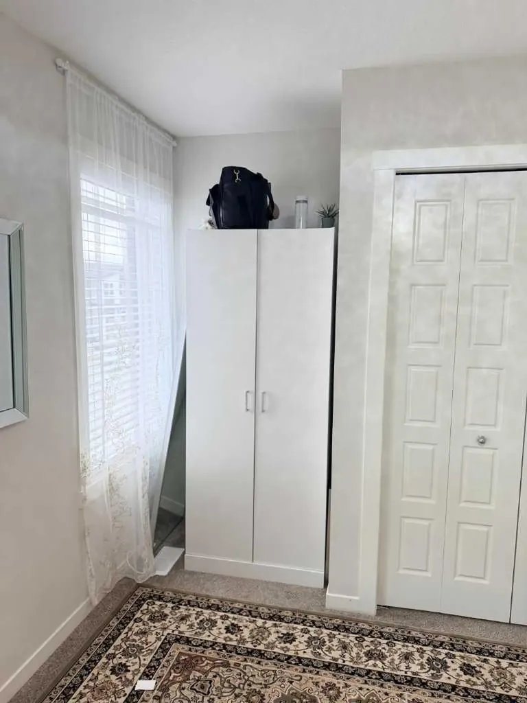 450 Seton Circle SE Calgary AB T3M 3H1