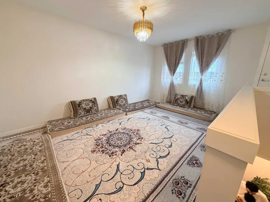 450 Seton Circle SE Calgary AB T3M 3H1