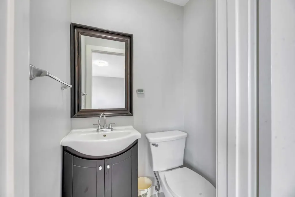 6408 54 Street NE Calgary AB T3J1Z5