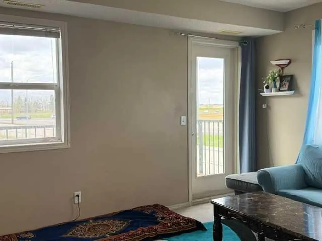 270 Saddlebrook Point NE Calgary AB T3J 0G5