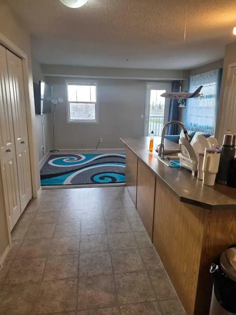 270 Saddlebrook Point NE Calgary AB T3J 0G5