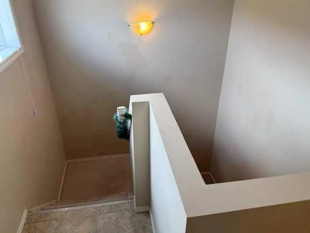 270 Saddlebrook Point NE Calgary AB T3J 0G5