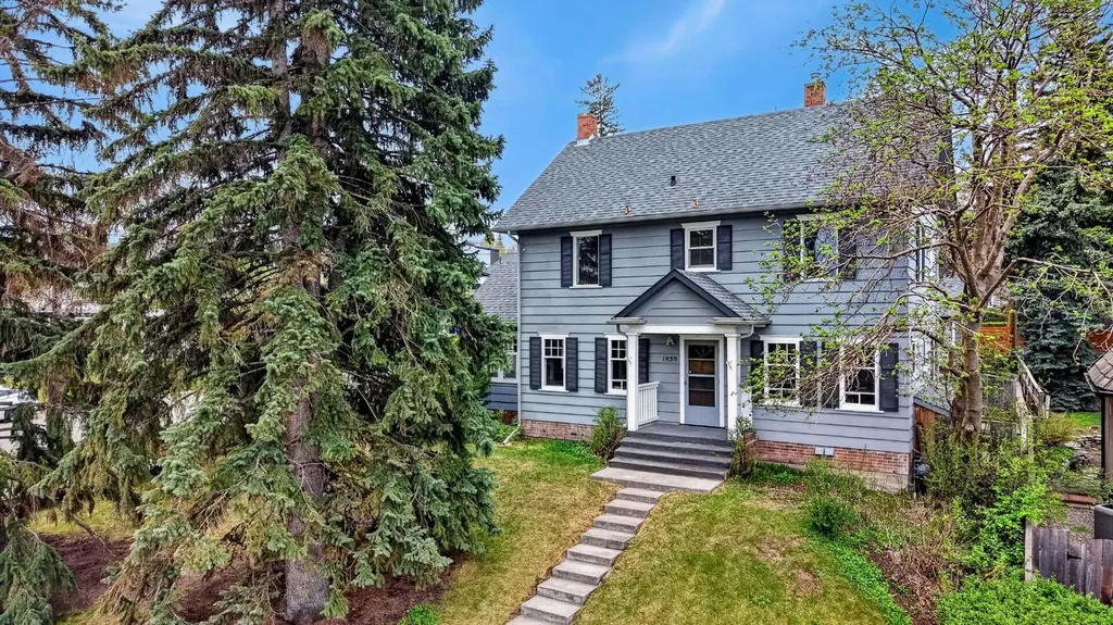 1439 Shelbourne Street SW Calgary AB T3C 2L1