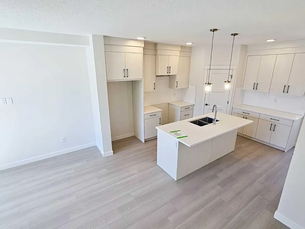 1973 Mccaskill Drive Crossfield AB T2M 0S0