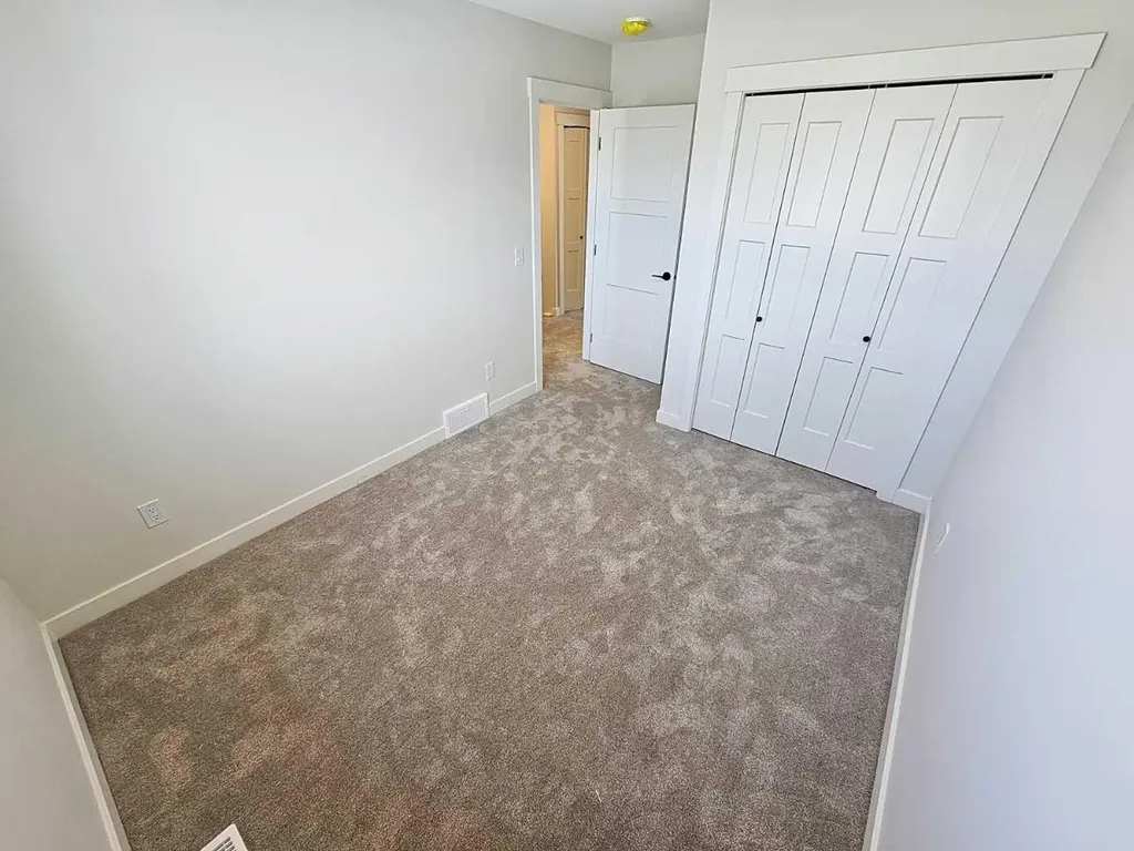 1973 Mccaskill Drive Crossfield AB T2M 0S0