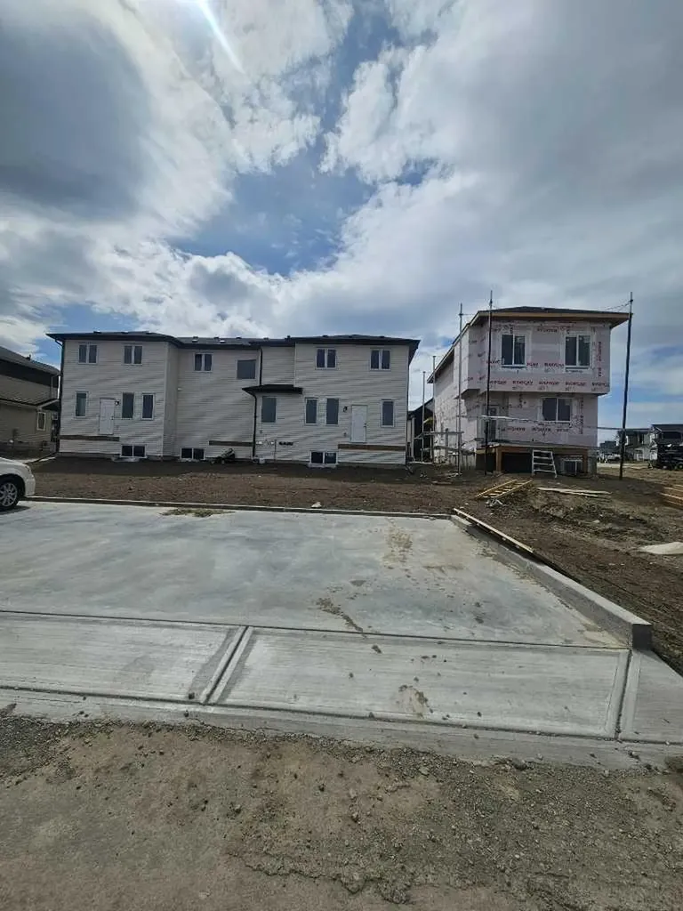1973 Mccaskill Drive Crossfield AB T2M 0S0