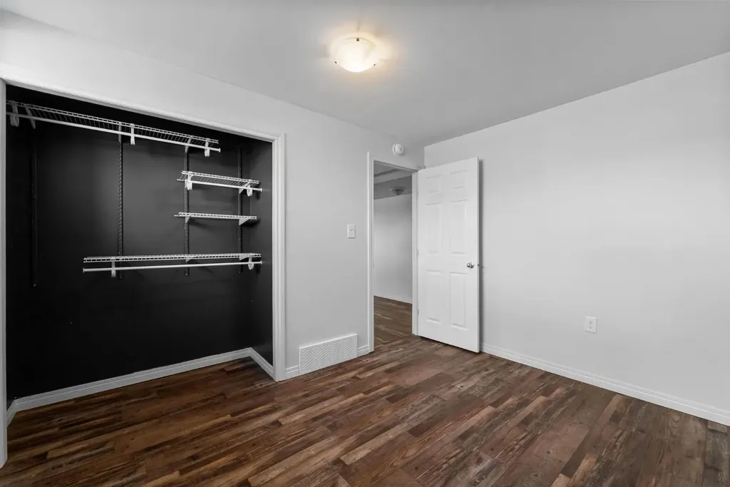 5228 47 Street Camrose AB T4V 1K4