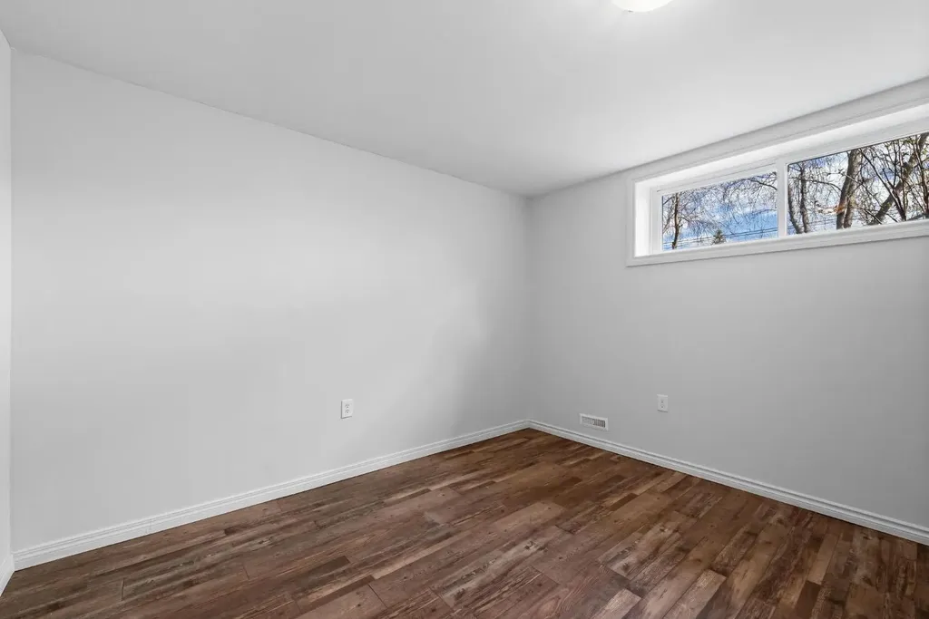 5228 47 Street Camrose AB T4V 1K4