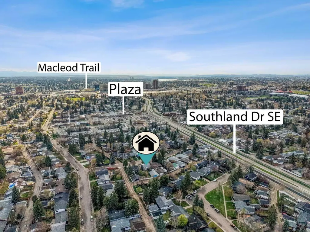 444 Woodland Crescent SE Calgary AB T2J 1J9