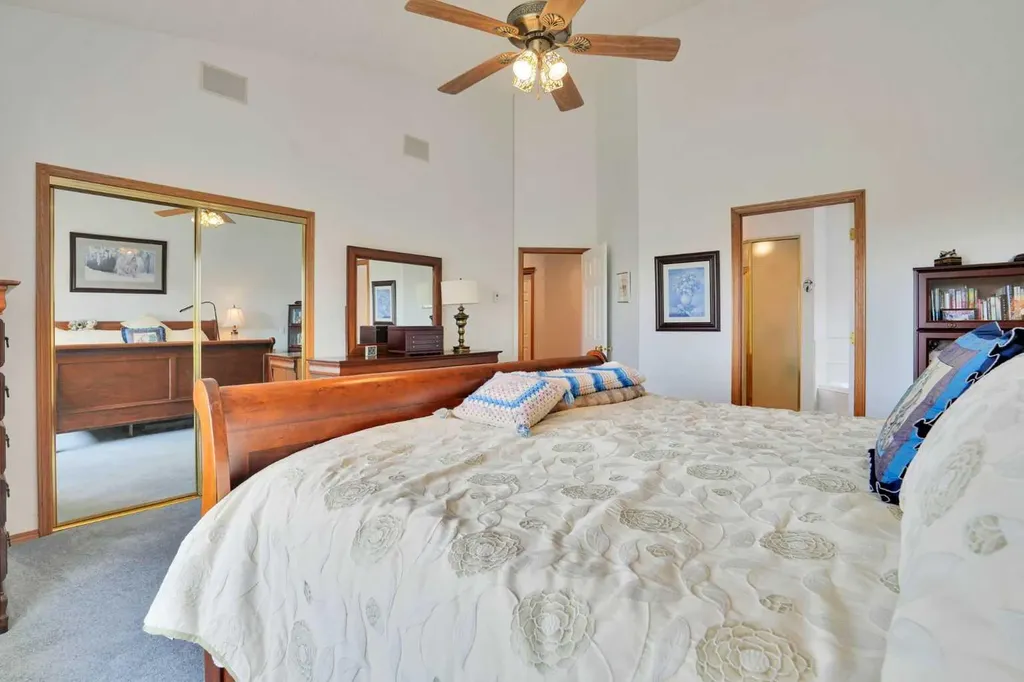82 Valley Ridge Point NW Calgary AB T3B 5A7