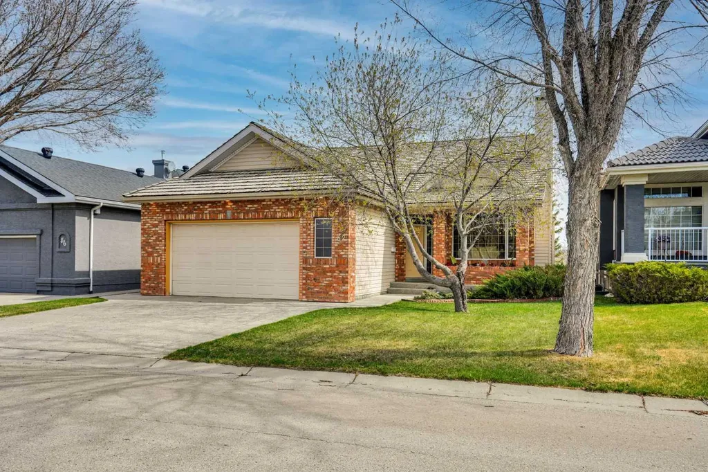 82 Valley Ridge Point NW Calgary AB T3B 5A7
