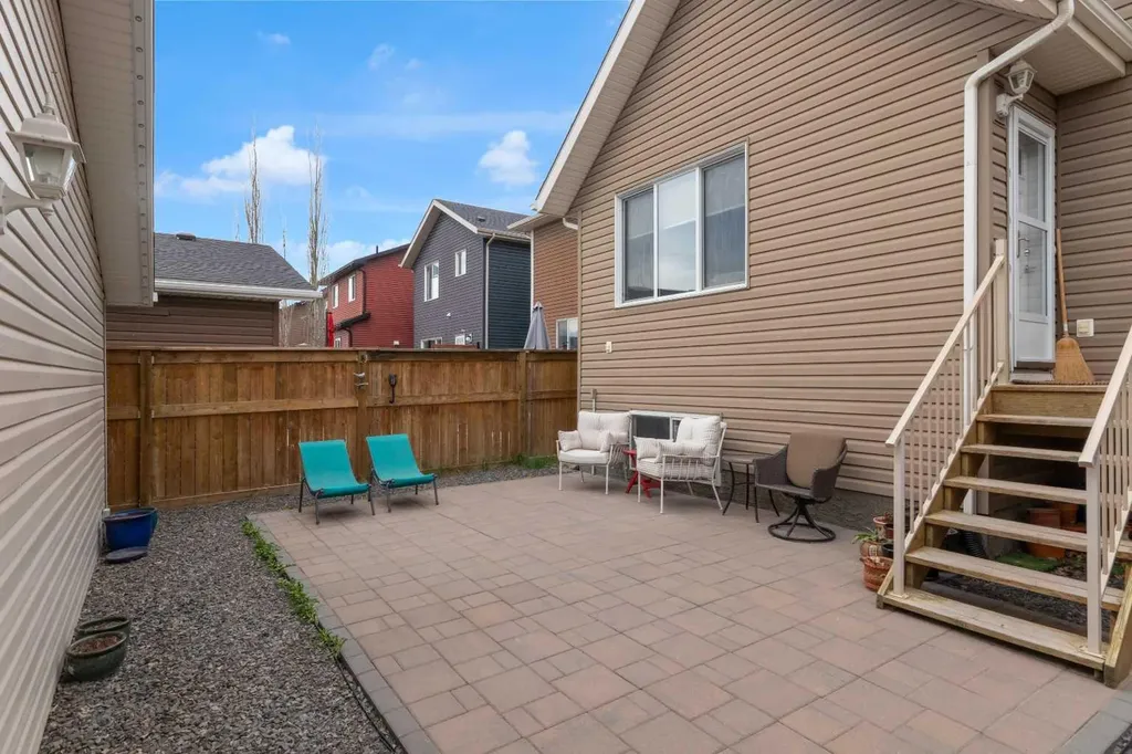 129 Fireside Place Cochrane AB T4C 0R4