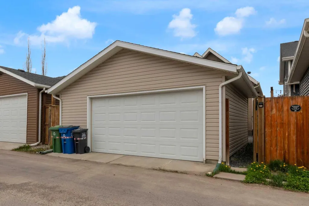 129 Fireside Place Cochrane AB T4C 0R4