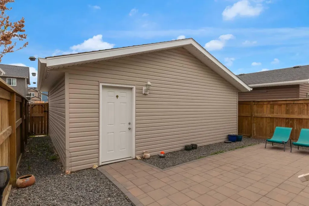 129 Fireside Place Cochrane AB T4C 0R4