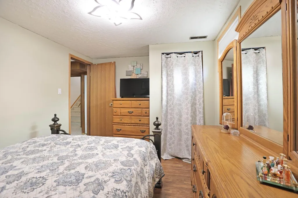 59 Greenbrook Drive E Brooks AB T1R 0J6