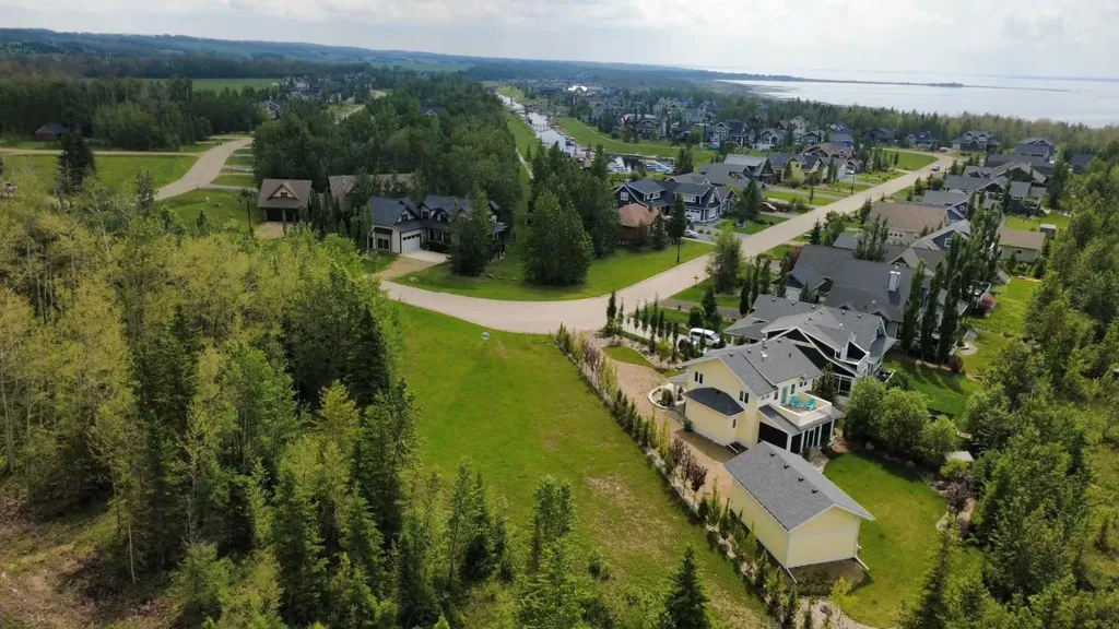 420 Summer Crescent Rural Ponoka County AB T0C 2J0