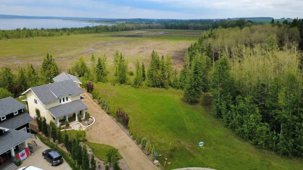 420 Summer Crescent Rural Ponoka County AB T0C 2J0