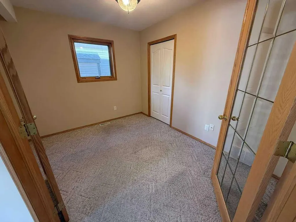 2 Terrace Place Canmore AB T1W 2Y3
