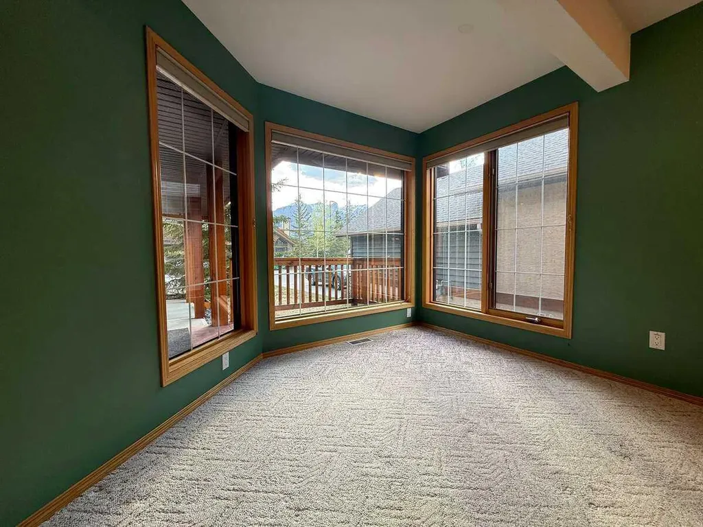 2 Terrace Place Canmore AB T1W 2Y3