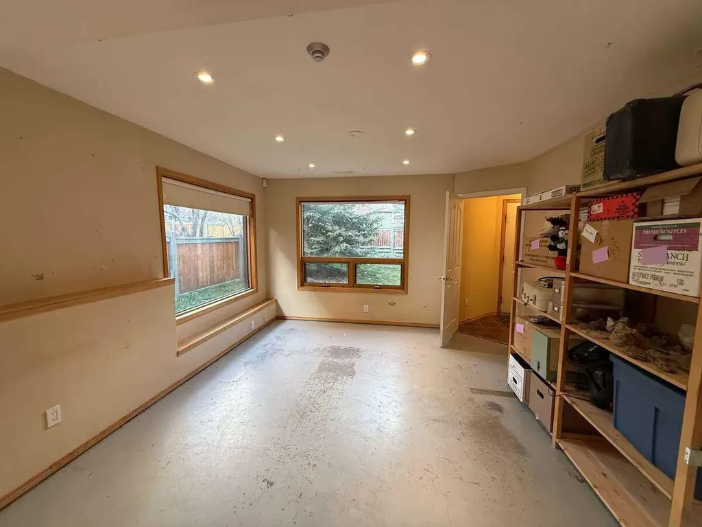 2 Terrace Place Canmore AB T1W 2Y3