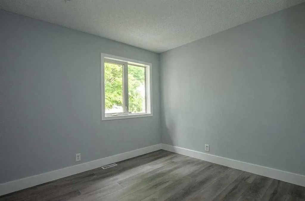 150 Leigh Crescent Fort Mcmurray AB T9K 1K6