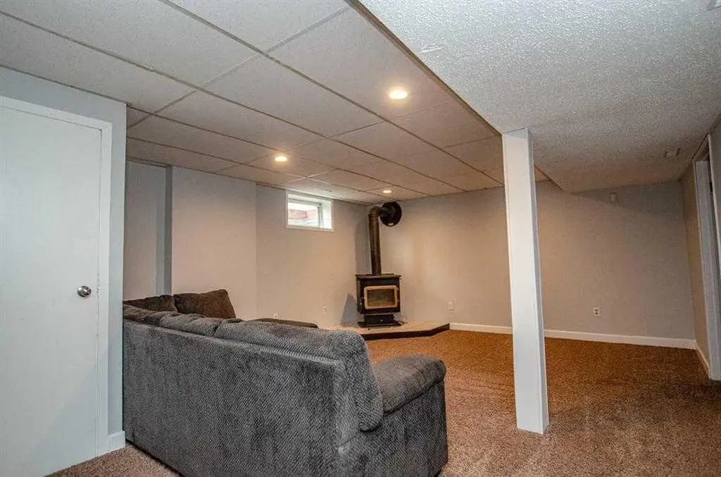 150 Leigh Crescent Fort Mcmurray AB T9K 1K6