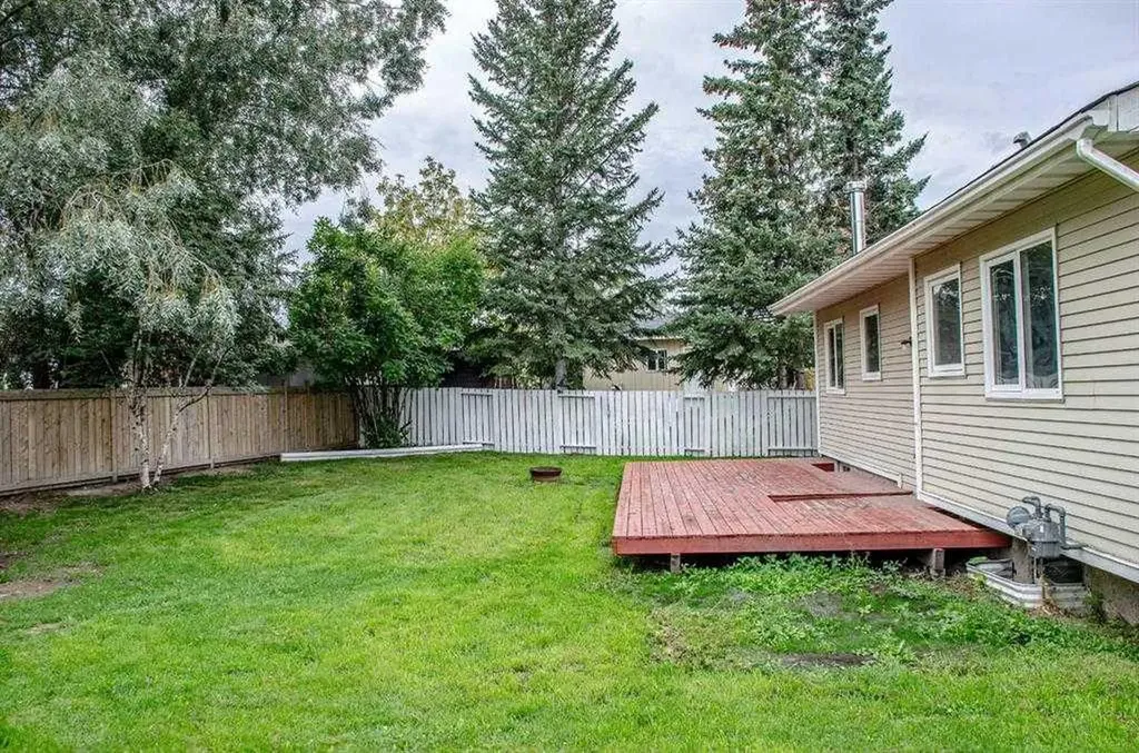 150 Leigh Crescent Fort Mcmurray AB T9K 1K6