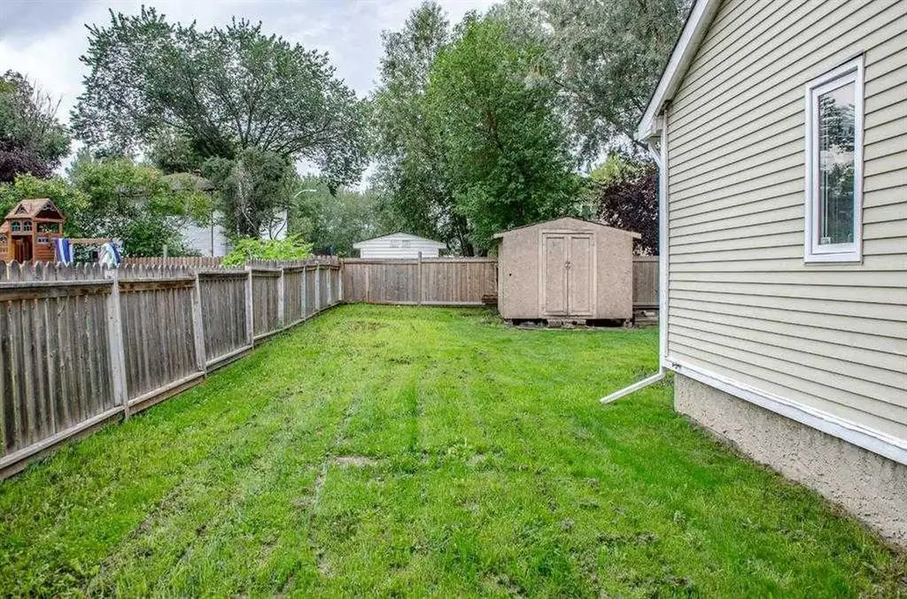 150 Leigh Crescent Fort Mcmurray AB T9K 1K6