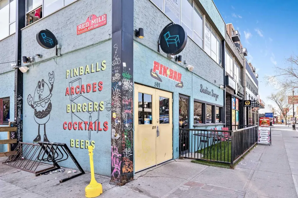 817 15 Avenue SW Calgary AB T2R 0H8