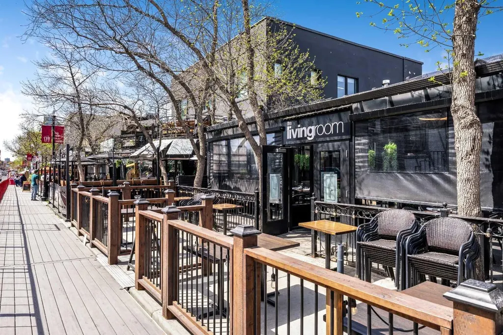 817 15 Avenue SW Calgary AB T2R 0H8