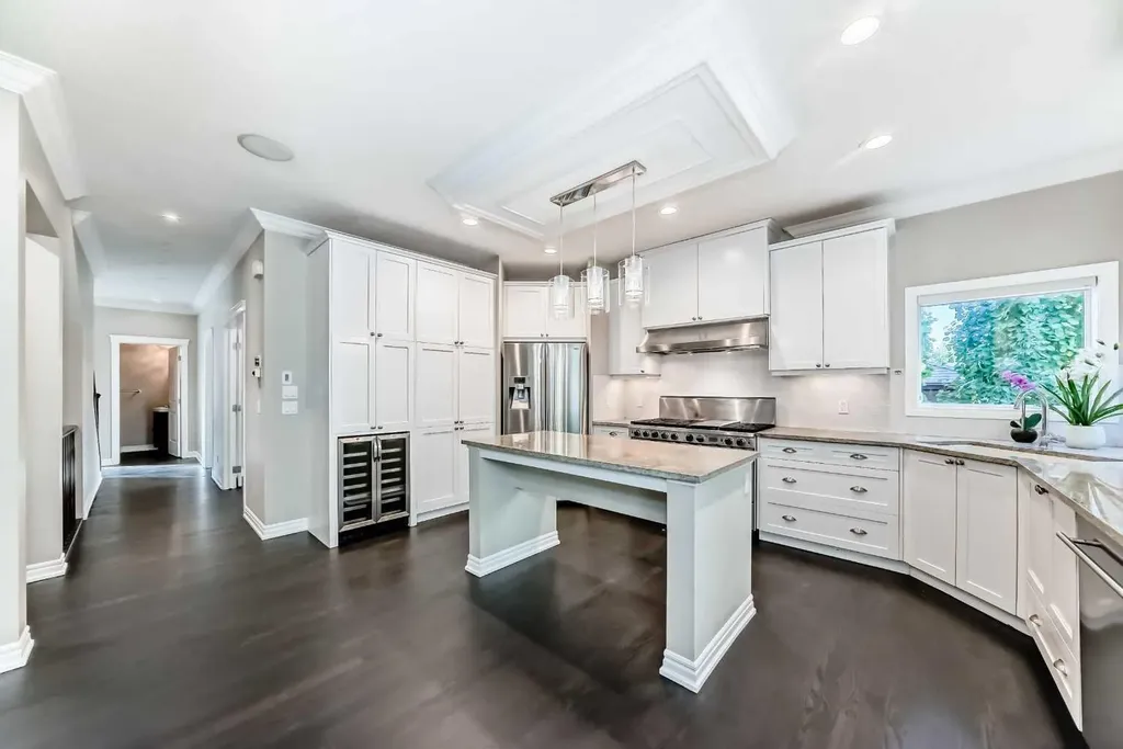 173 Aspenshire Drive SW Calgary AB T3H 0P5
