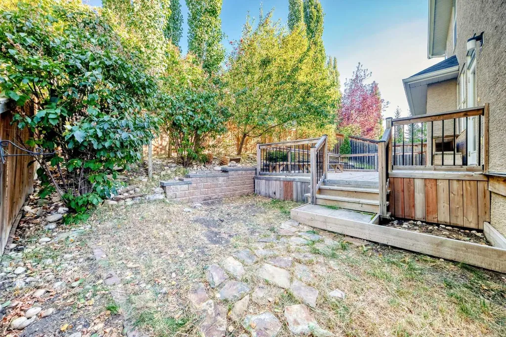 173 Aspenshire Drive SW Calgary AB T3H 0P5