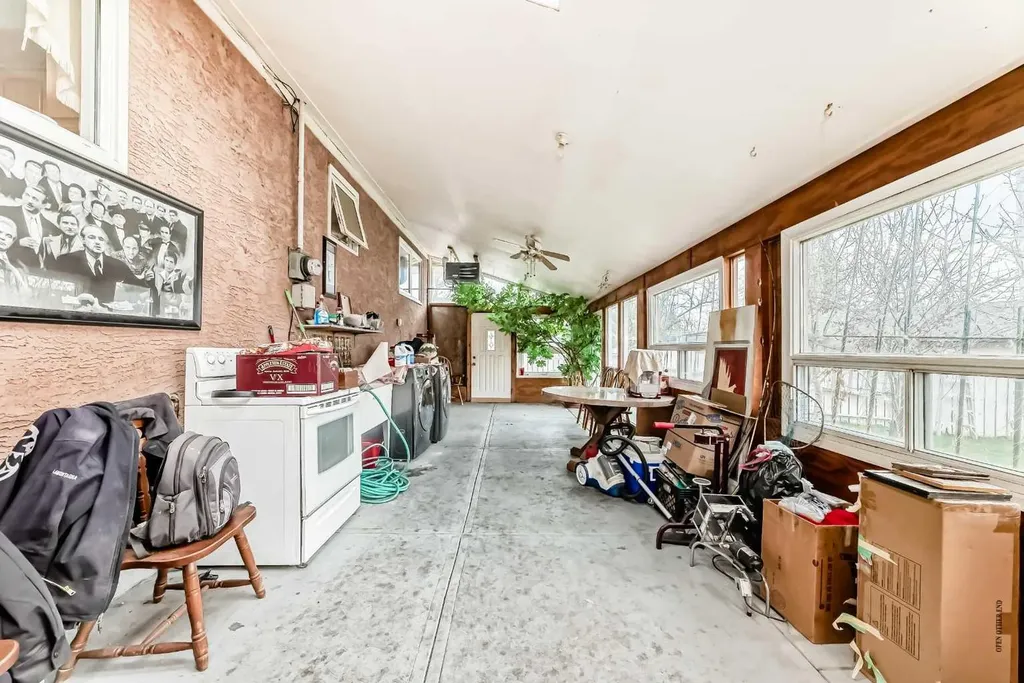 247 Huntford Way NE Calgary AB T2K 3Z9