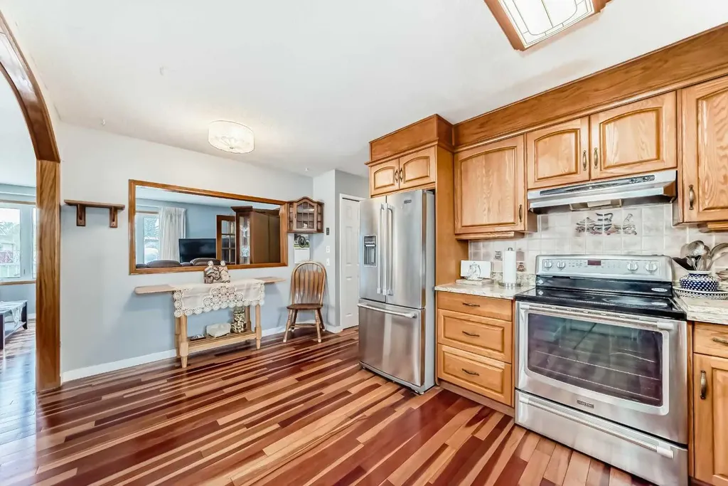247 Huntford Way NE Calgary AB T2K 3Z9