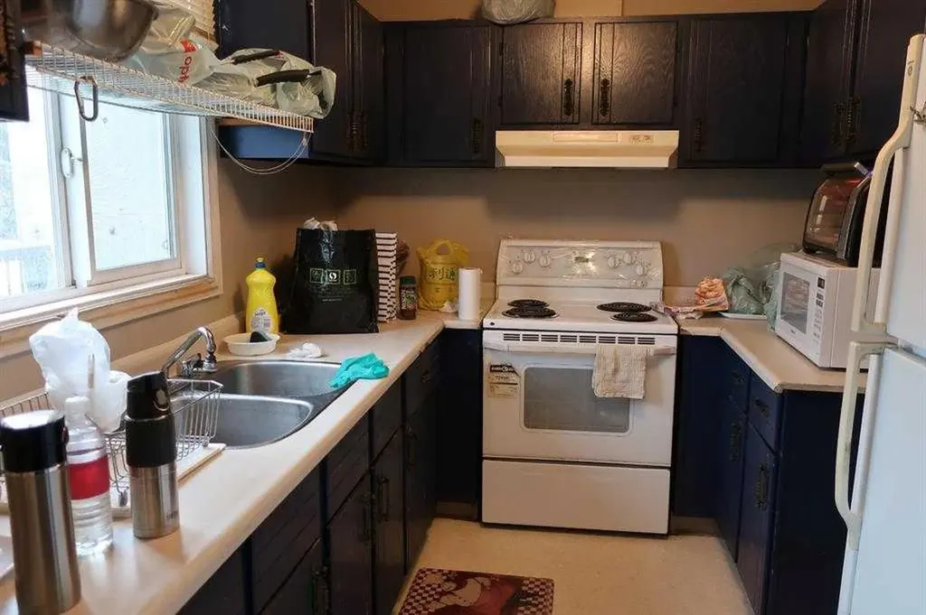 21 Macdonald Drive Fort Mcmurray AB T9H 4H4